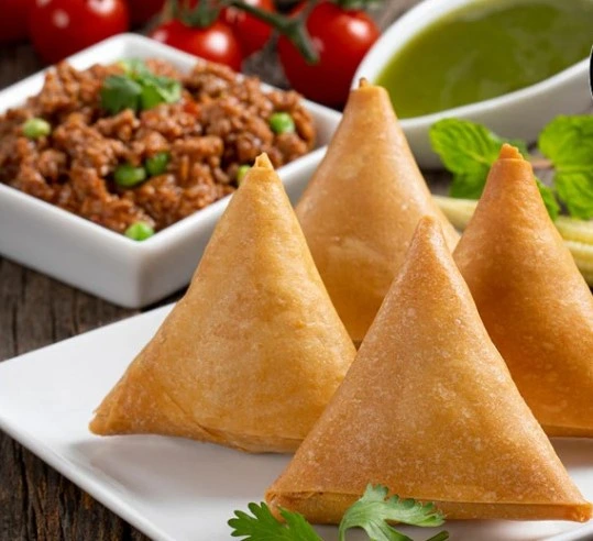 Spicy Chili Paneer Samosa